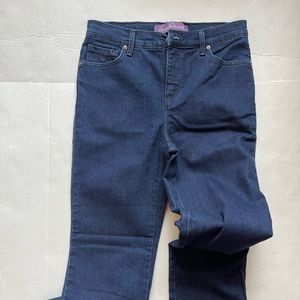 Blue Gloria Vanderbilt jeans.